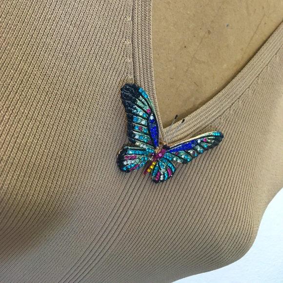 Multi Color Austrian Crystals Butterfly Two Tone Brooch Pin - Picture 11 of 14